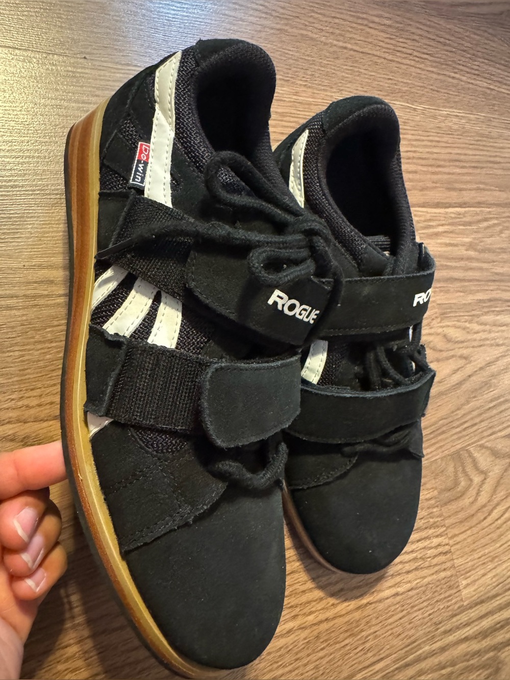 Rogue Do Win Shoes